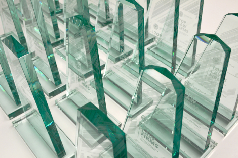 Top Law Firms for Training Contracts & Vacation Schemes 2014-15 Winners Announced