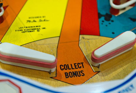 Linklaters to Introduce Merit-based Bonuses for Associates