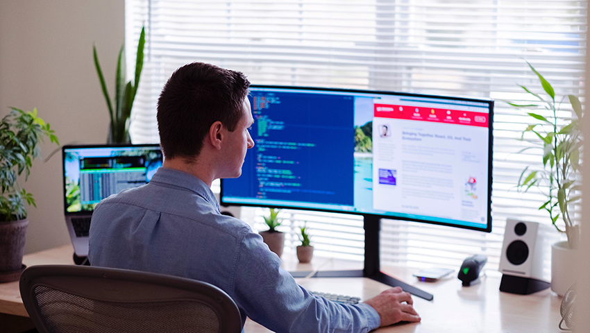 From telephone interviews to virtual vacation schemes – How are law firms and candidates adapting to new modes of trainee recruitment?